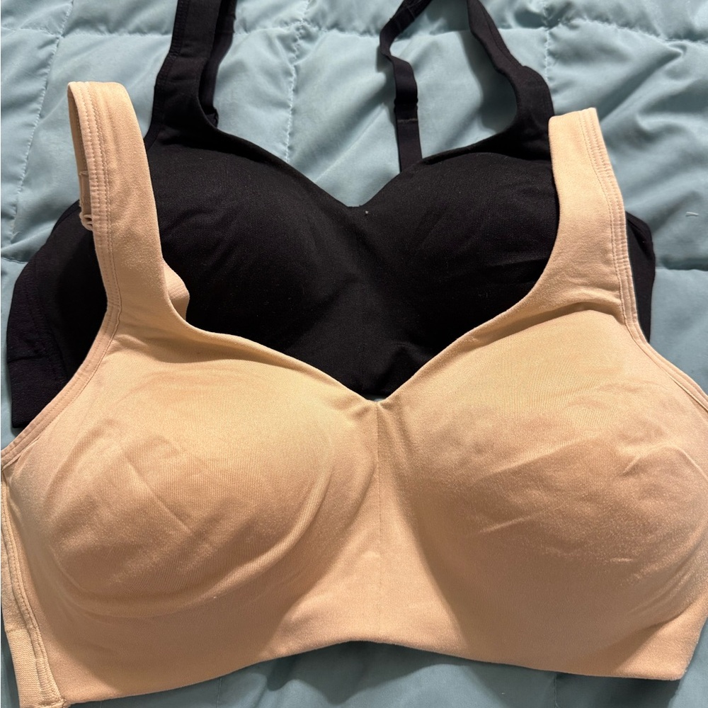 Vanity fair cream and black size medium radiant collection wireless bras set